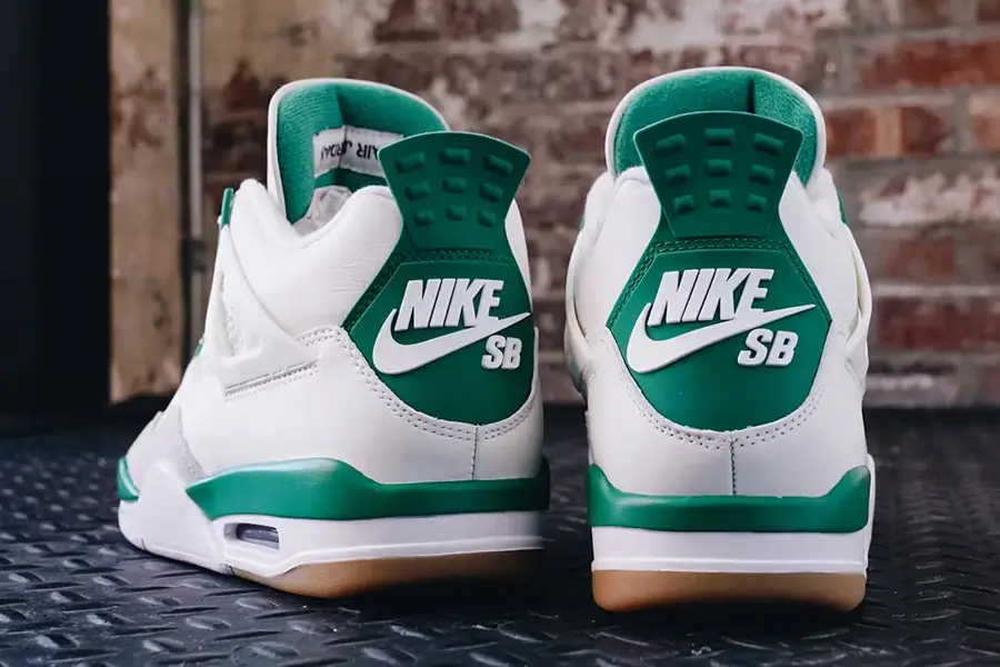 Nike SB x Air Jordan 4 Pine Green