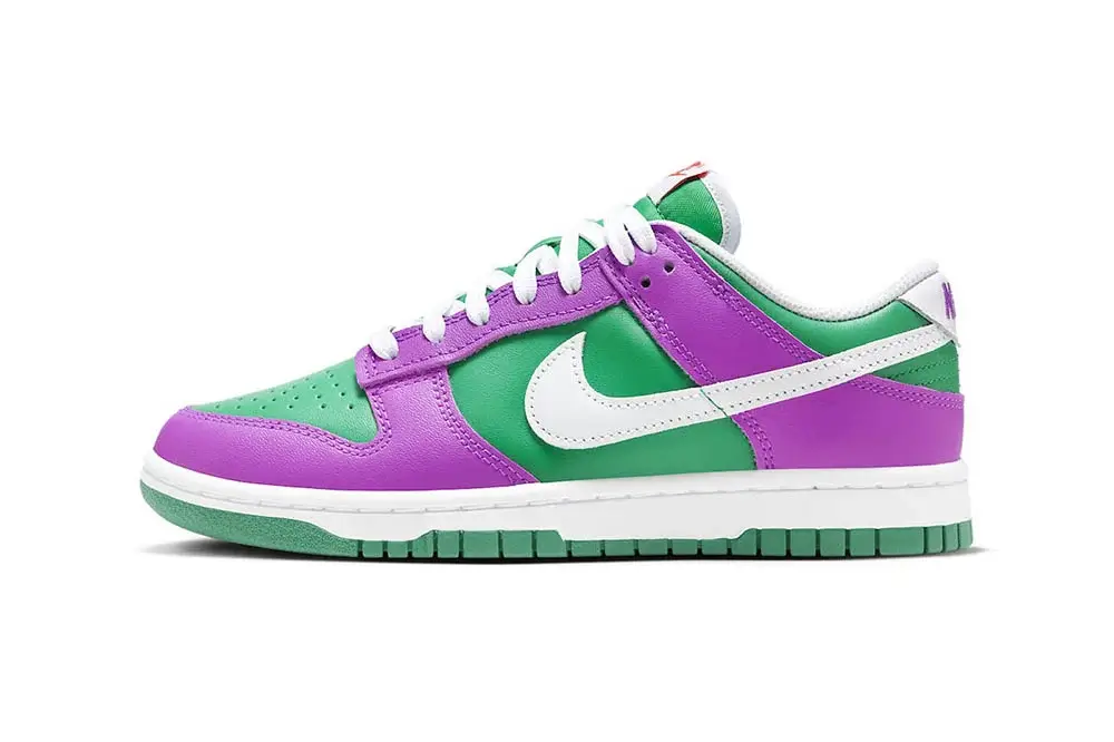 Nike Dunk Lows in Stadium Green and Fuchsia Colorway