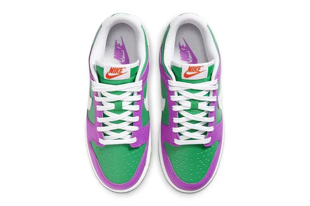 Nike Dunk Lows in Stadium Green and Fuchsia Colorway