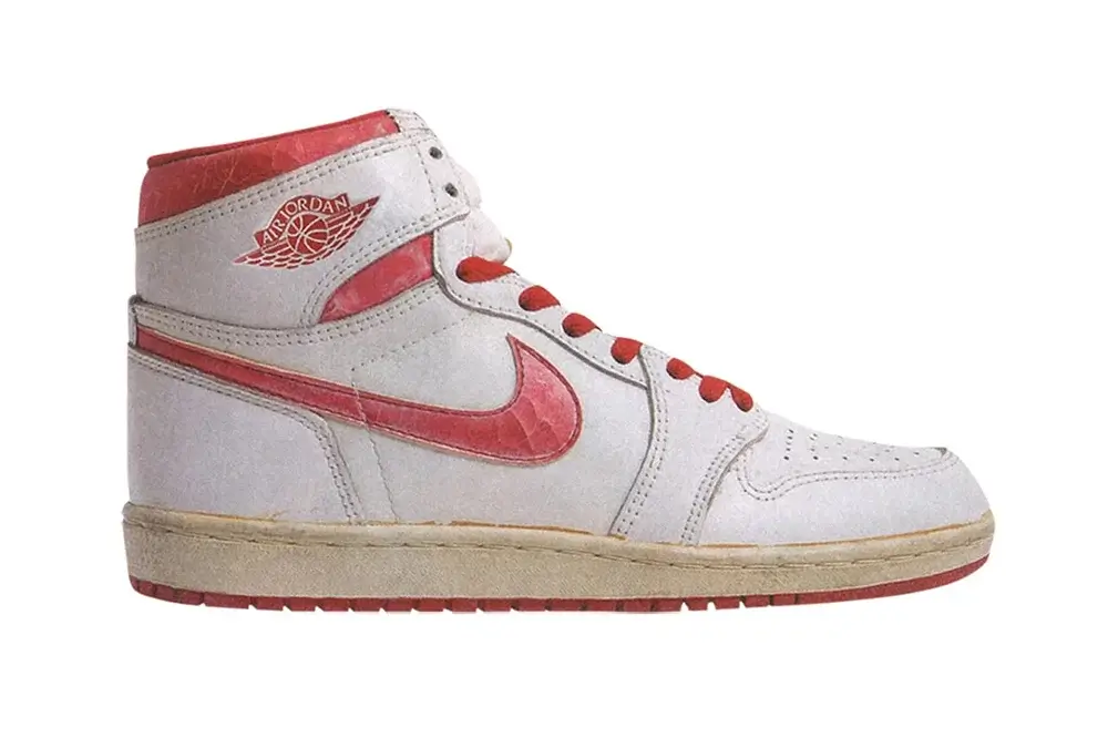 Air Jordan 1 Hi' 85 Metallic Red