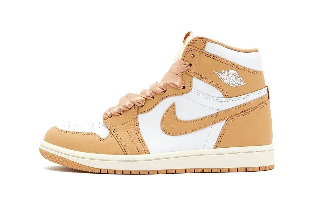 Handbag-Inspired Air Jordan 1 High OG Praline | Hot Razzberry Handbag-Inspired Air Jordan 1 High OG Praline