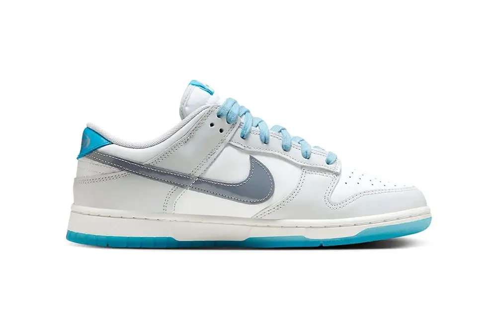 Nike Dunk Low 520 With Dual-Tone Swooshes