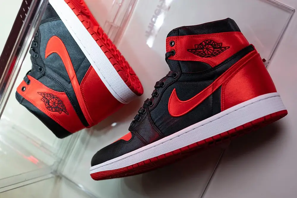 First Look The At Air Jordan 1 Satin Bred