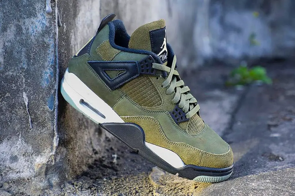 Air Jordan 4 Craft Medium Olive First Look