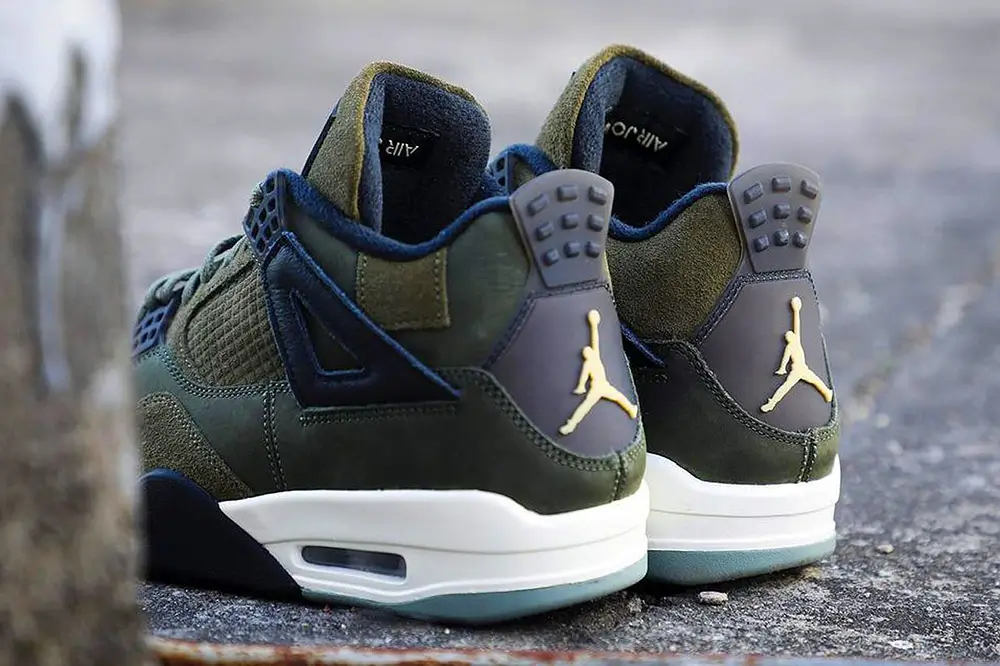 Air Jordan 4 Craft Medium Olive First Look