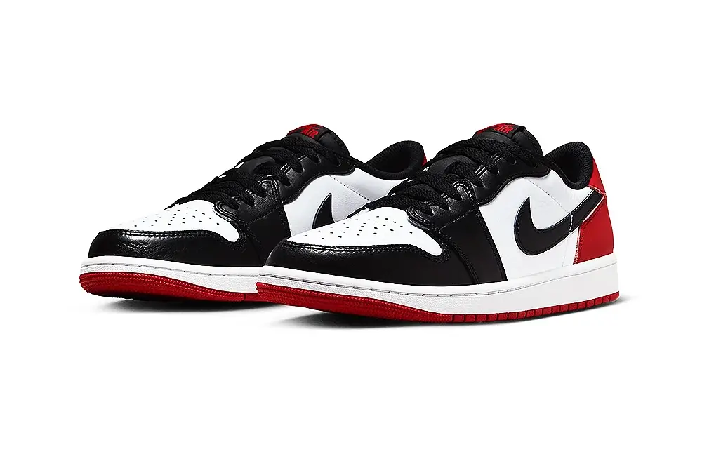 Air Jordan 1 Low OG "Black Toe" Official Images