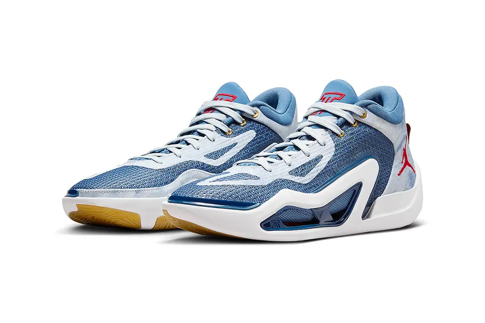 Air Jordan Tatum 1 "Denim" | Hot Razzberry Air Jordan Tatum 1 "Denim"