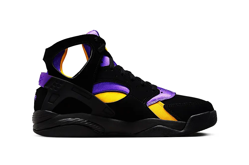 Kobe Bryant's Nike Air Flight Huarache "Lakers Away" Drop Next Month