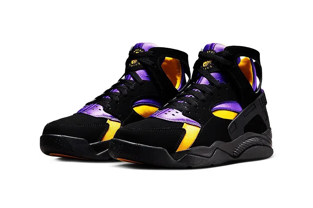 Kobe Bryant's Nike Air Flight Huarache "Lakers Away" Drop Next Month