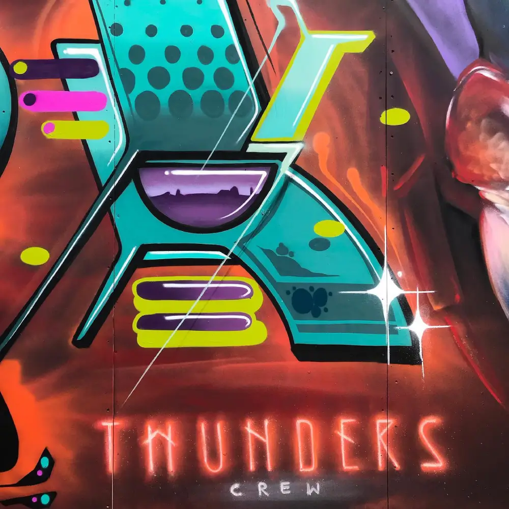 Closeups With Thunders Crew