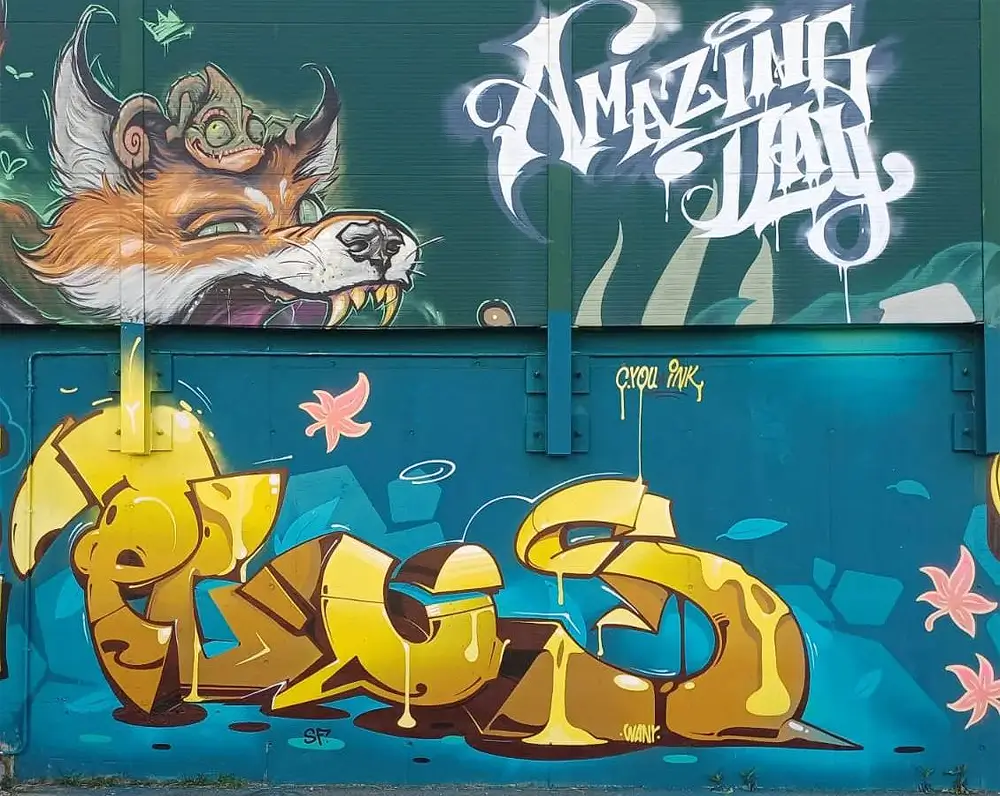 Mr. Plustik | Hot Razzberry Mr. Plustik