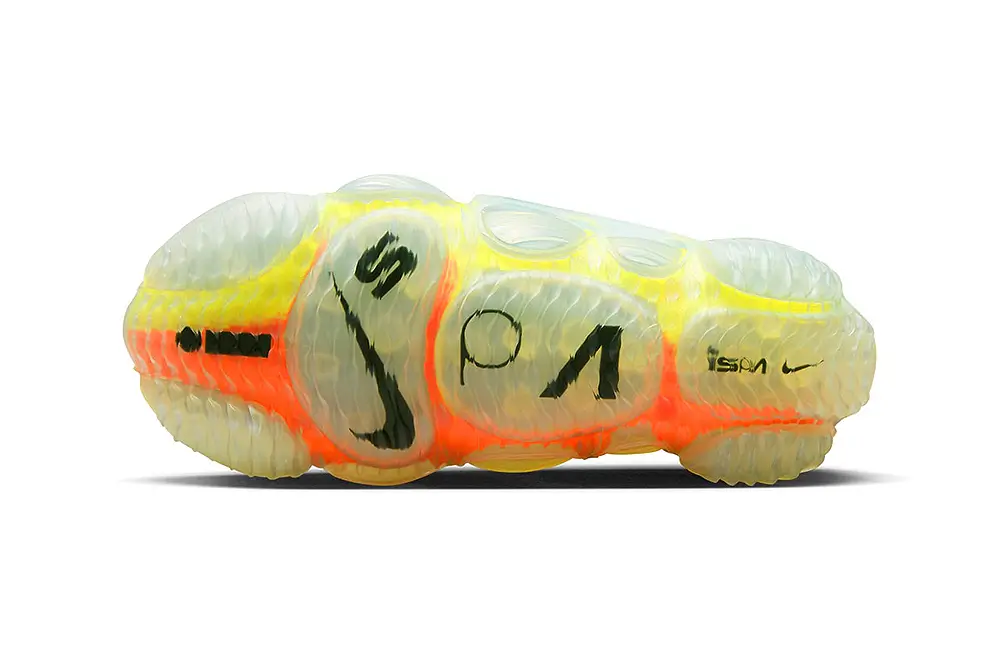 Nike ISPA Link Axis Official Images | Hot Razzberry Nike ISPA Link Axis Official Images