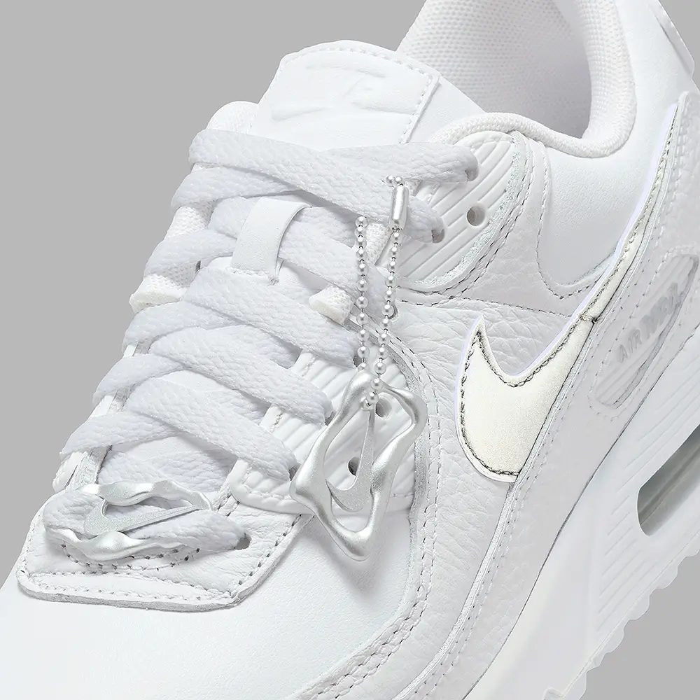 New Air Max 90 Features Metallic Silver Swooshes, Matching Accessories