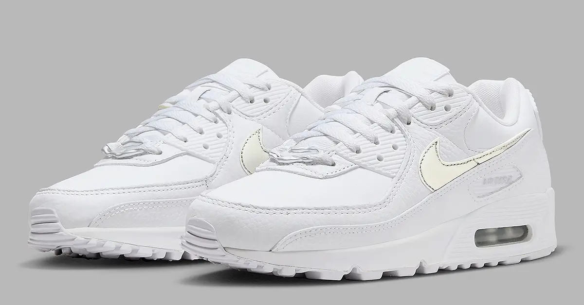 New Air Max 90 Features Metallic Silver Swooshes, Matching Accessories