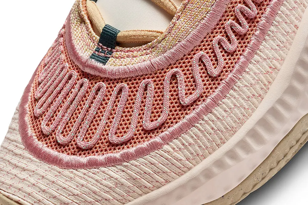 Nike Cosmic Unity 3 "Guava Ice"