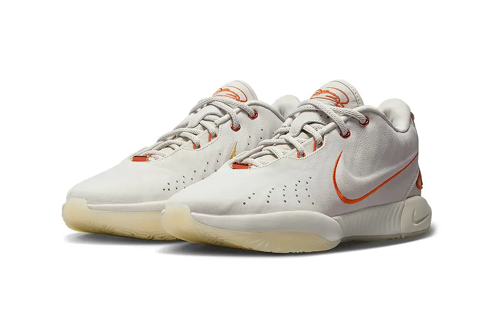 Nike LeBron 21 "Akoya" Official Images | Hot Razzberry Nike LeBron 21 "Akoya" Official Images