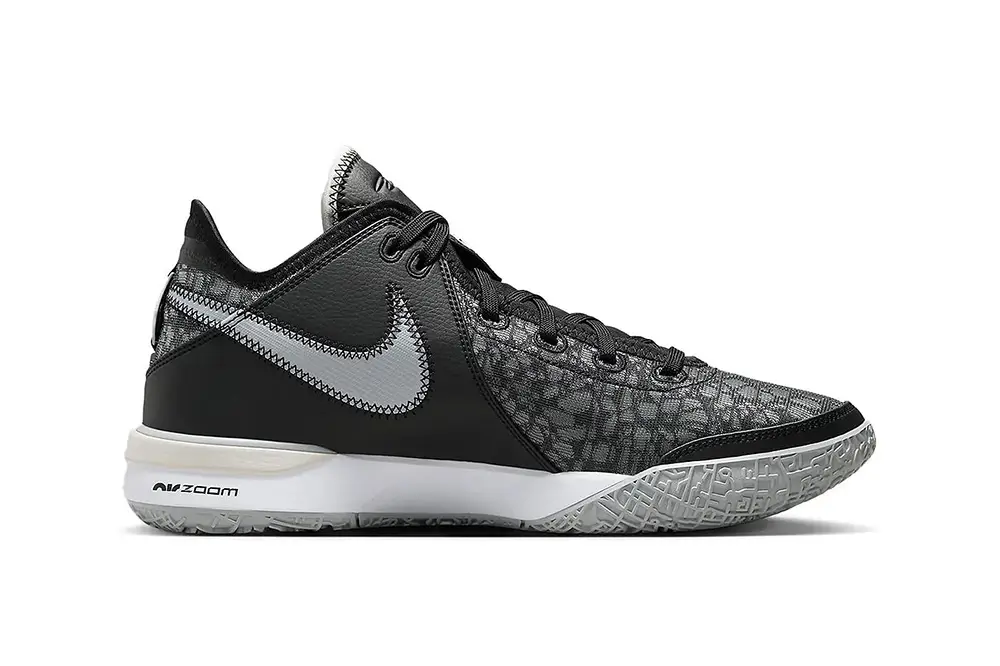 Nike Zoom LeBron NXXT Gen In Black & Grey