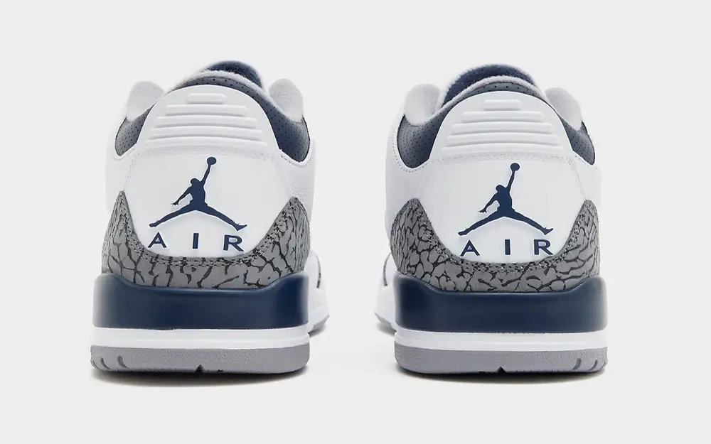 Air Jordan 3 "White/Navy" Dropping January 2024