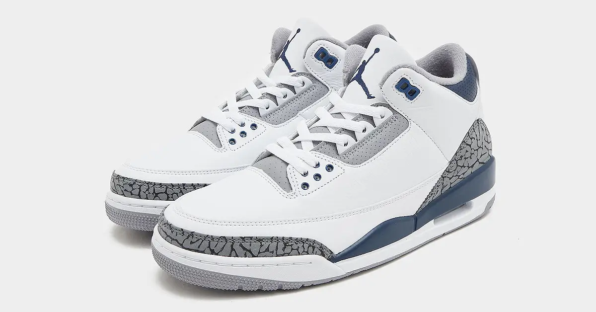Air Jordan 3 "White/Navy" Dropping January 2024