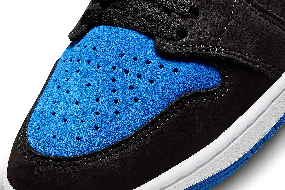 Air Jordan 1 High “Royal Reimagined” Official Images | Hot Razzberry Air Jordan 1 High “Royal Reimagined” Official Images