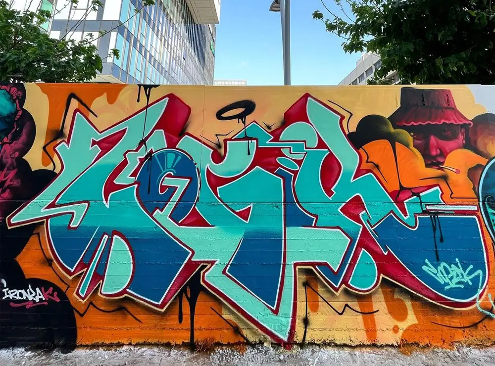 Logik | Hot Razzberry Logik