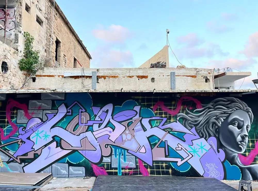 Logik | Hot Razzberry Logik