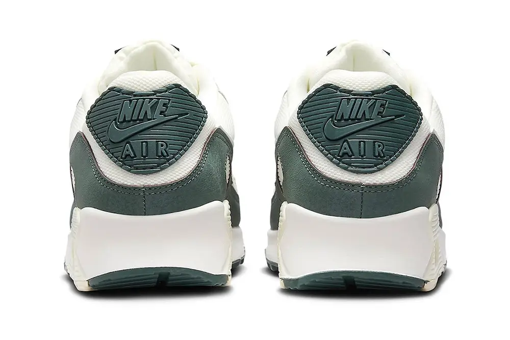Nike Air Max 90 "Vintage Green"