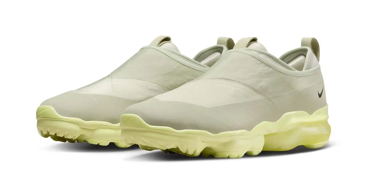 Nike VaporMax Moc Roam “Light Stone” Official Images