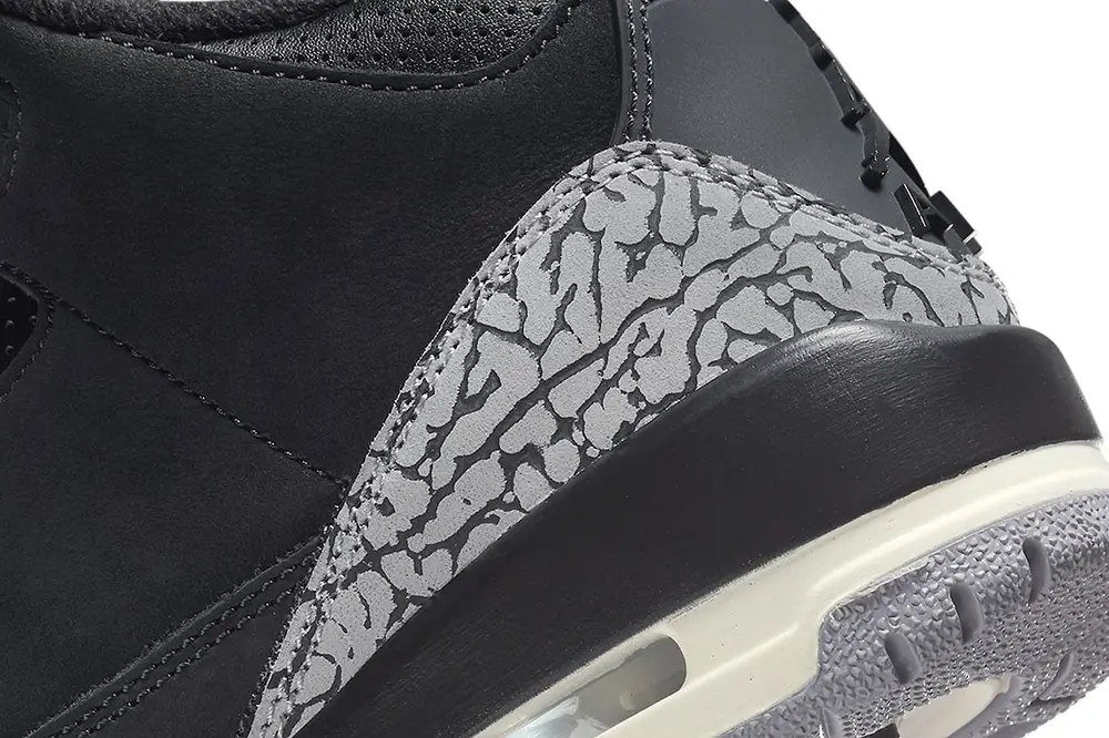 Air Jordan 3 "Off Noir" Drops Nov. 15 | Hot Razzberry Air Jordan 3 "Off Noir" Drops Nov. 15