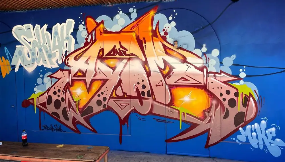 Atom One | Hot Razzberry Atom One