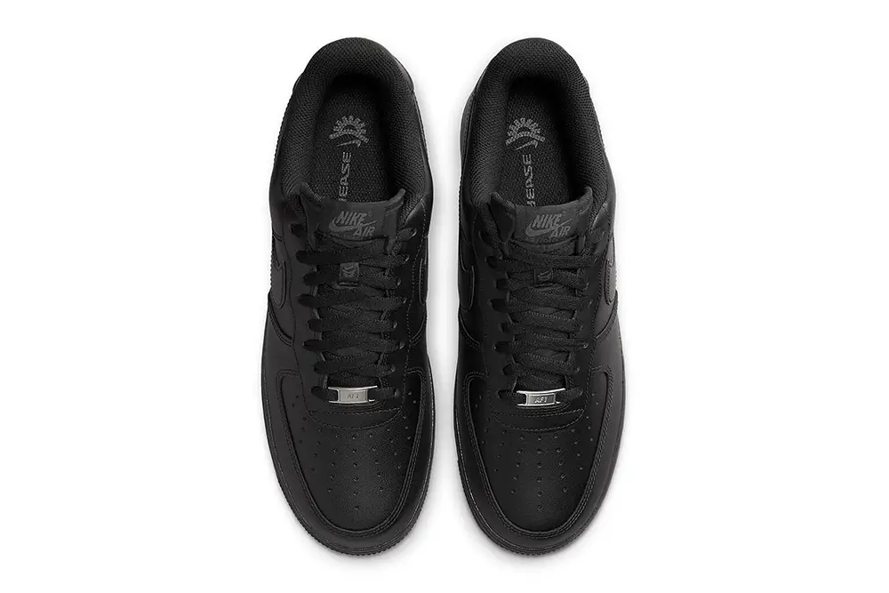 Nike Air Force 1 Low EasyOn "Triple Black" | Hot Razzberry Nike Air Force 1 Low EasyOn "Triple Black"