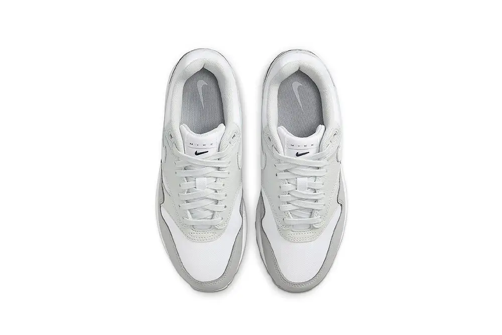 Nike Air Max 1 '87 "Light Smoke Grey"