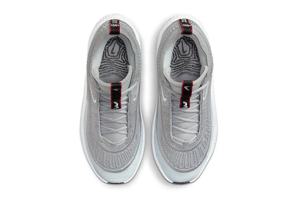 Nike Cosmic Unity 3 "Silver Bullet"
