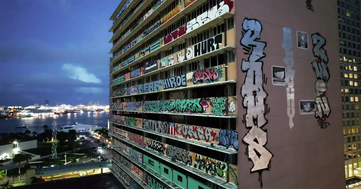 Vitas Healthcare Building, Downtown Miami, Art Basel 2023 | Hot Razzberry Vitas Healthcare Building, Downtown Miami, Art Basel 2023