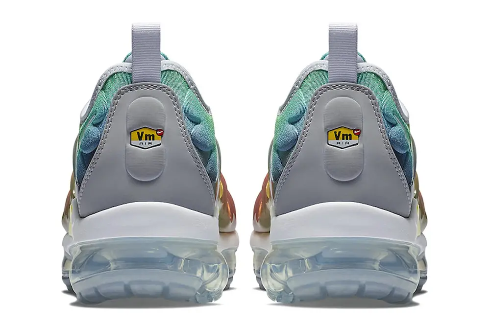 Nike Air VaporMax Plus "Rainbow"