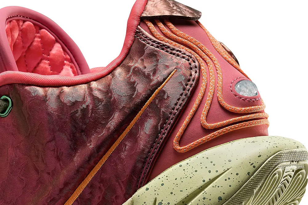 Nike LeBron 21 "Queen Conch"