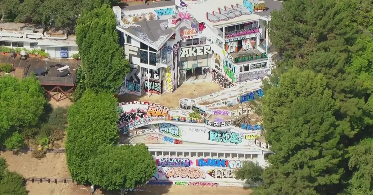 Hollywood Hills Mansion Smashed With Graffiti