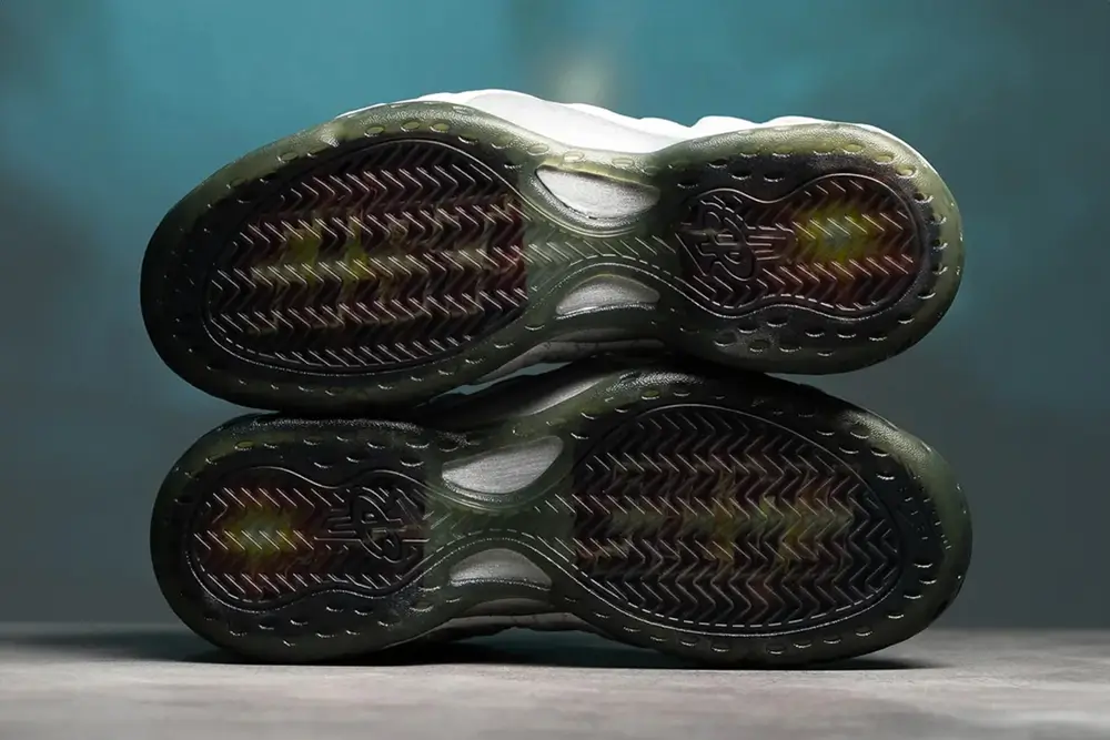 'Tekken 8' x Nike Air Foamposite One "Jin Kazama"