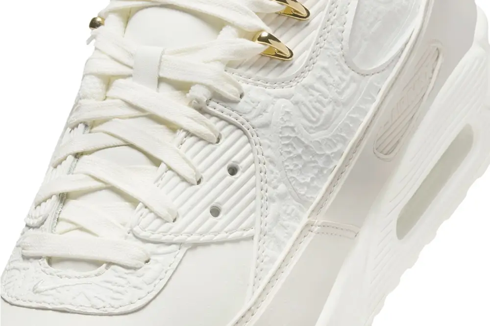 Olaolu Slawn’s Nike Air Max 90 Collaboration | Hot Razzberry Olaolu Slawn’s Nike Air Max 90 Collaboration