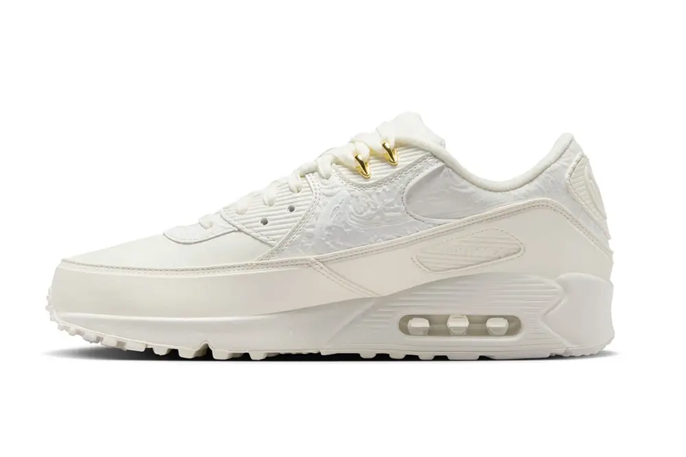 Olaolu Slawn’s Nike Air Max 90 Collaboration | Hot Razzberry Olaolu Slawn’s Nike Air Max 90 Collaboration